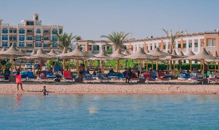Beachfront One Bedroom Apartment For Sale In Hurghada